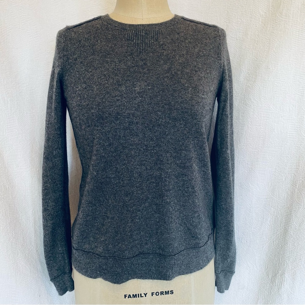 Pure cashmere Sm Heather grey crewneck sweater